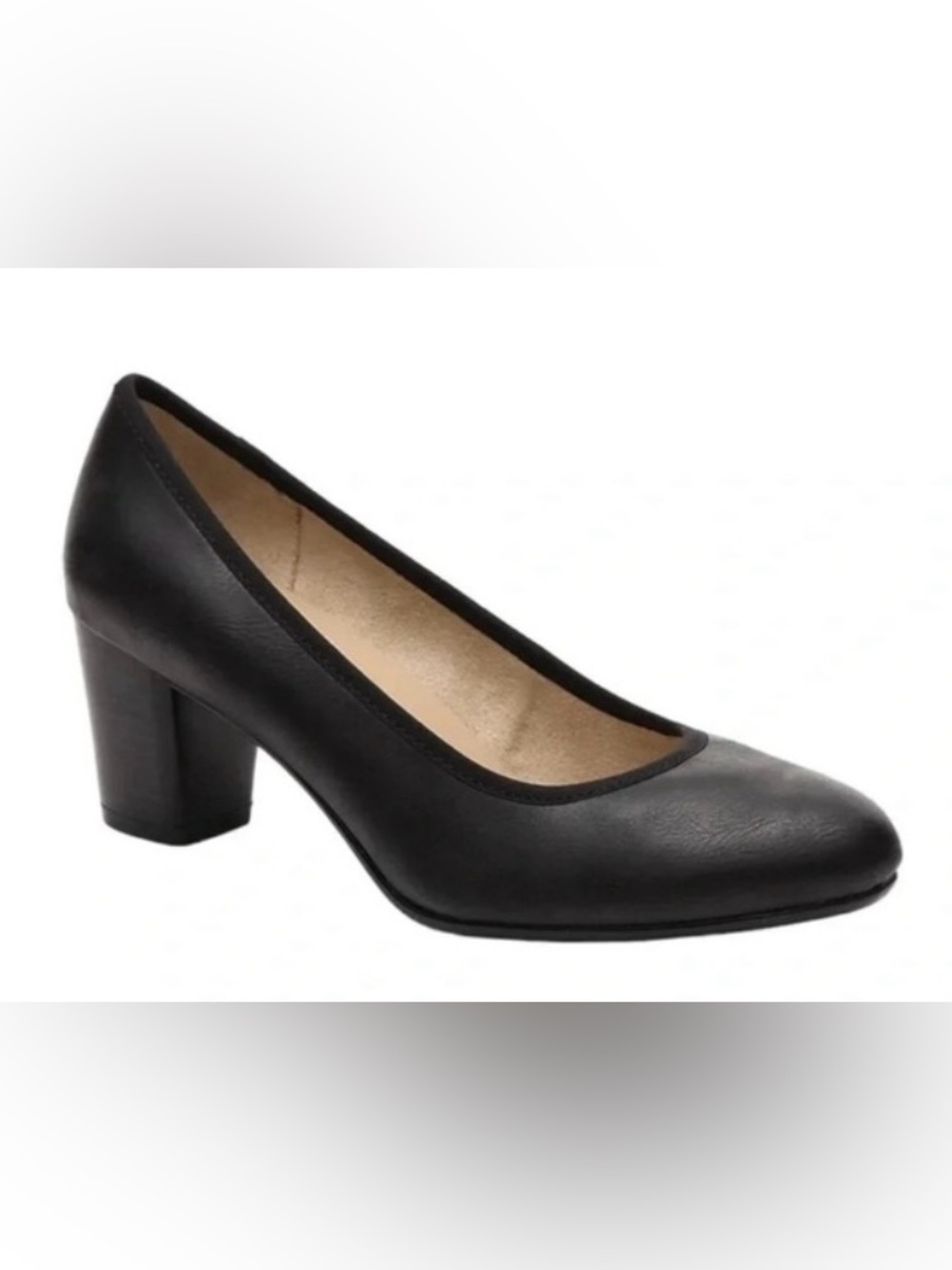 Naturalizer Naomi block heel pump. Black, size 8.5M. 2.5” heel height.